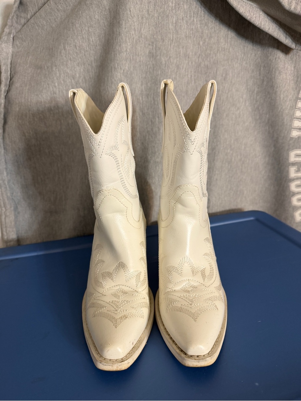 Women's White Western Boots - Classic Embroidered Shaft